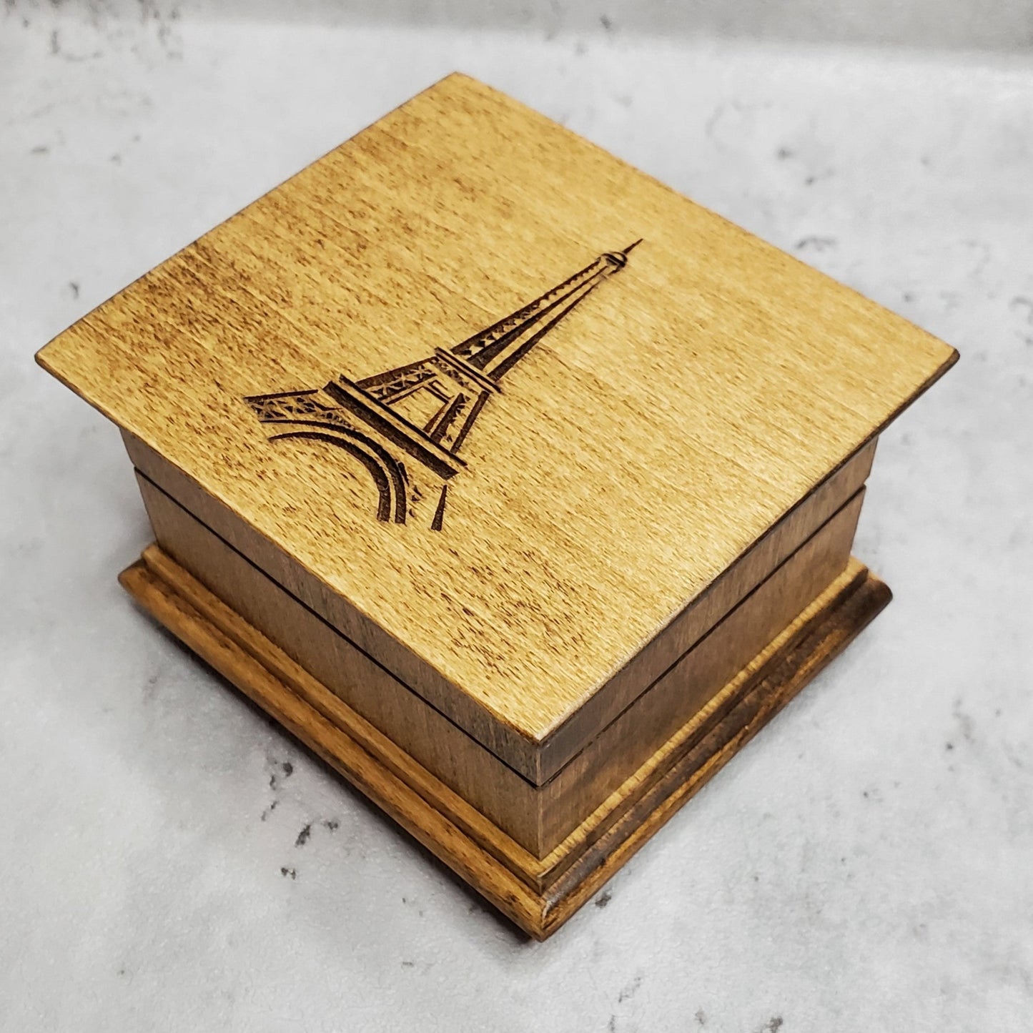 Custom-made Eiffel Tower engraved music box, choose color and song, add personalized message