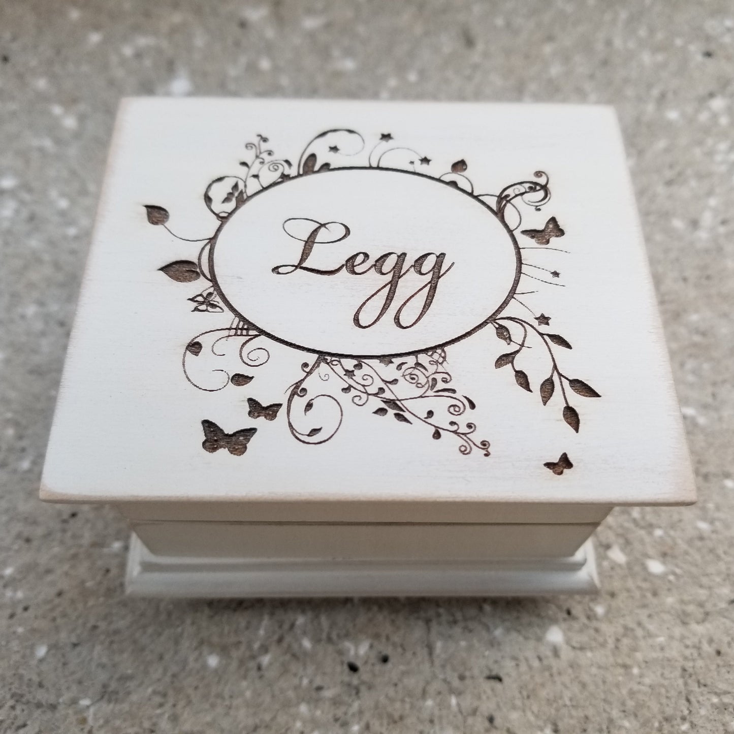 music box with name engraved on top, choose color and song