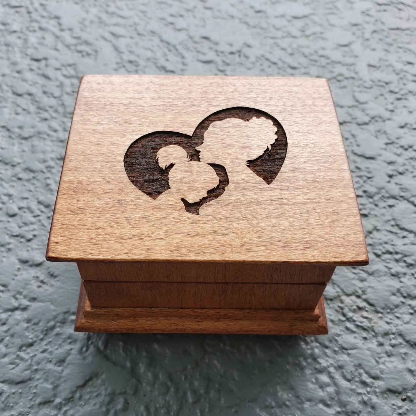 Music box with mother and daughter engraved on top, You are my sunshine, You light up my life