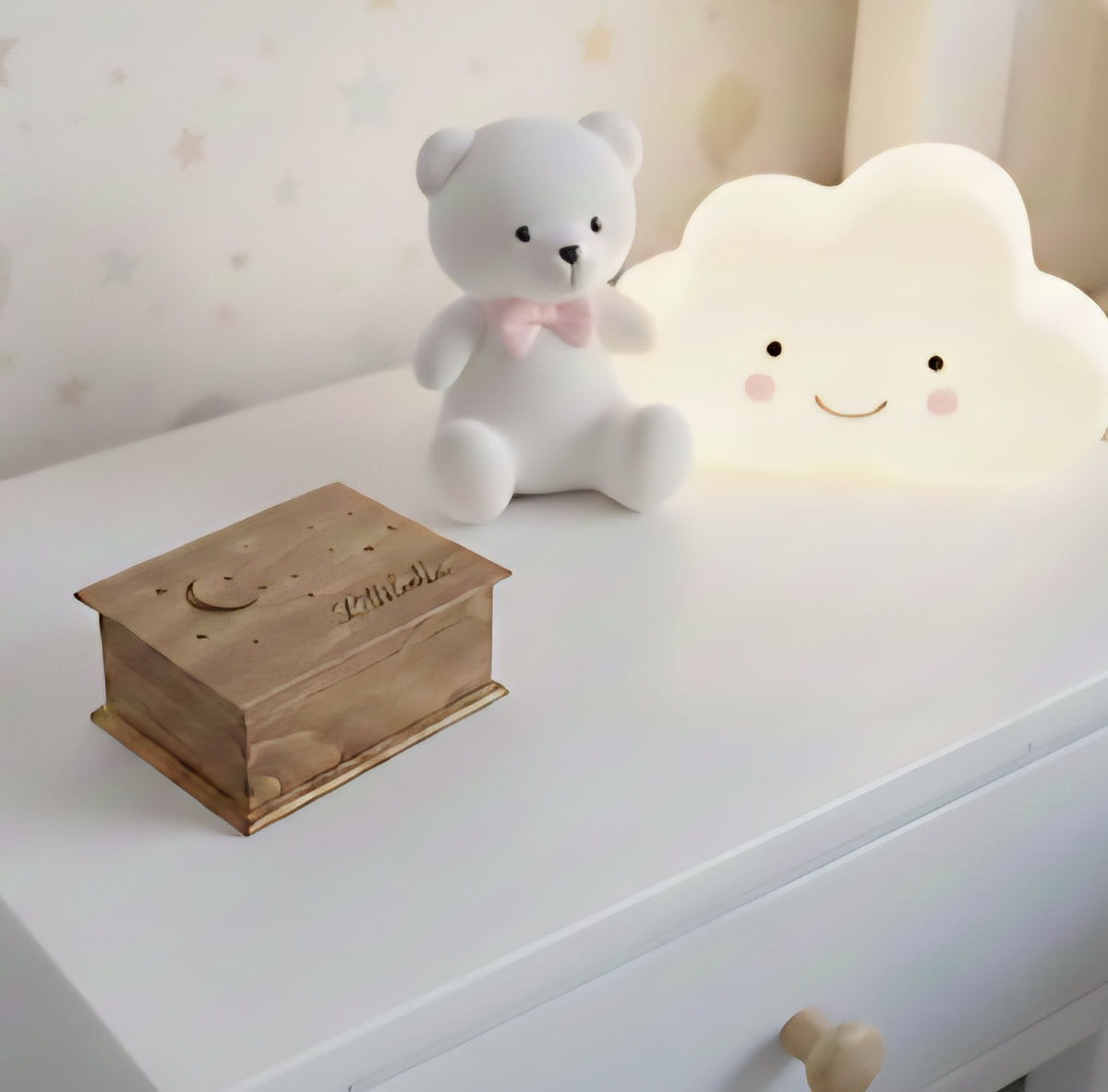 Personalized Moon & Stars Music Box – Large Handmade Wind-Up Wooden Keepsake (16 Colors)