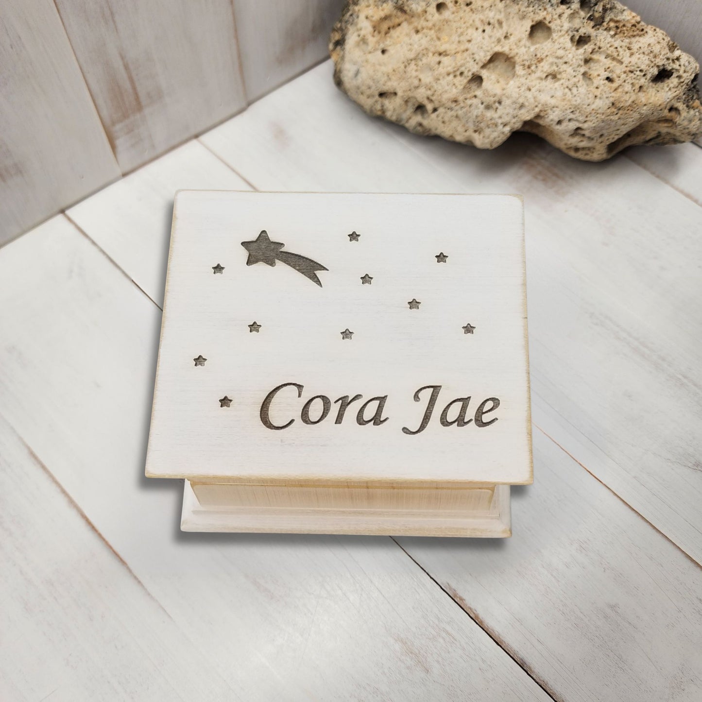 Personalized Shooting Star Music Box – Custom Baby Keepsake with Name