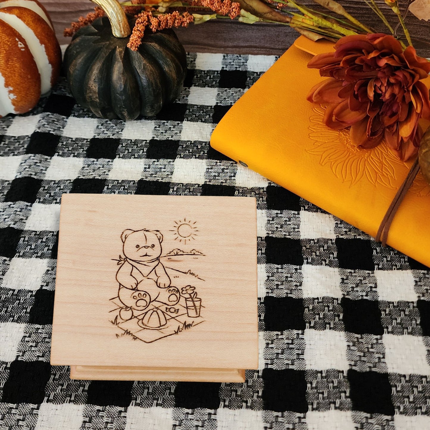 Personalized Small Wind-Up Music Box – Teddy Bear Picnic Engraving
