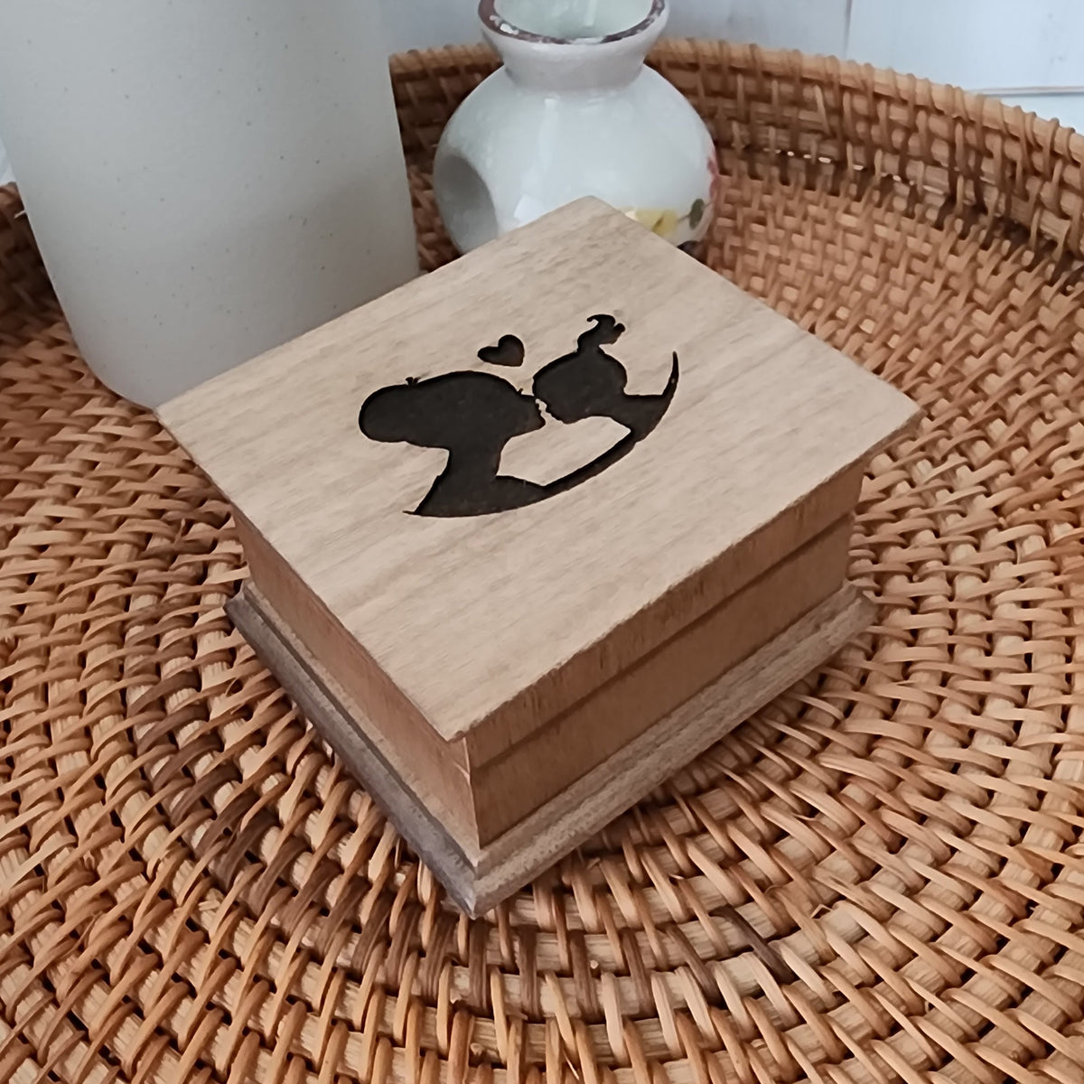 Personalized mom and daughter wind up music box with silhouette engraving and custom song choice
