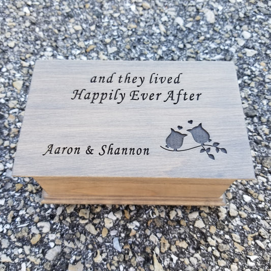 Custom-made Jewelry Box engraved 'and the lived Happily Ever After", personalized with your names, choose color and song