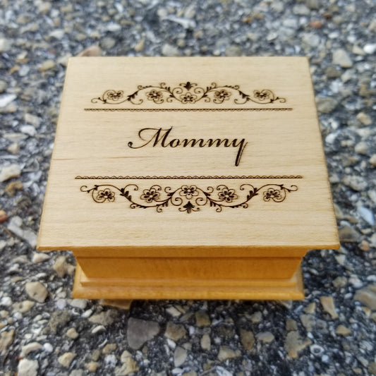 Mommy engraved music box, choose color and song, You are my sunshine