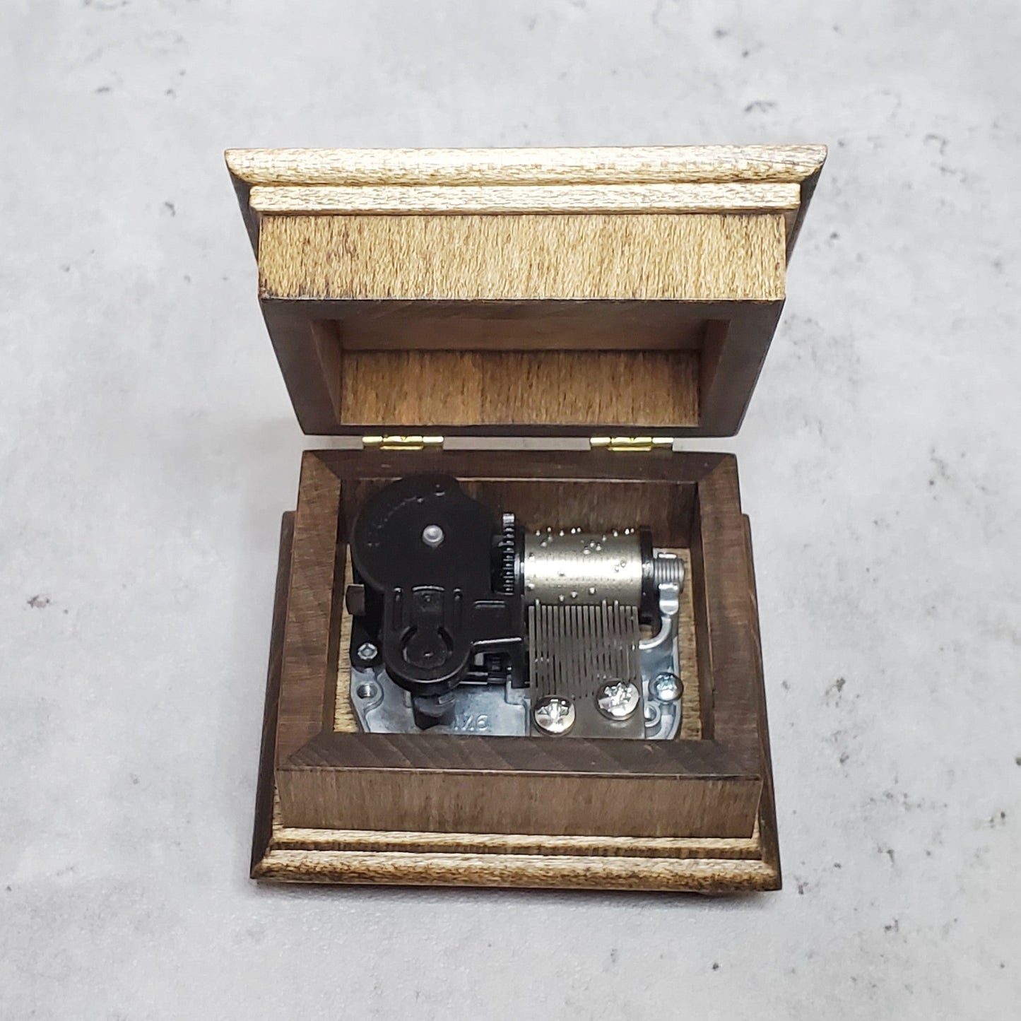 music box open lid with music box movement built in, Butterfly Kisses, Stand by me, 
