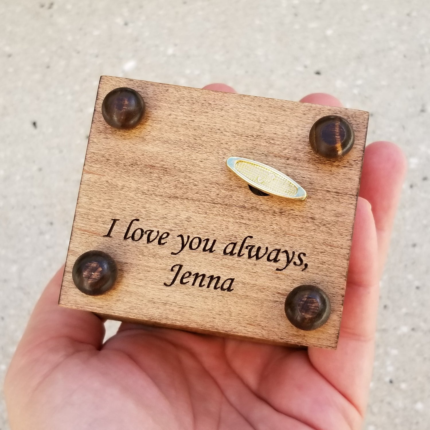 music box personalized engraving