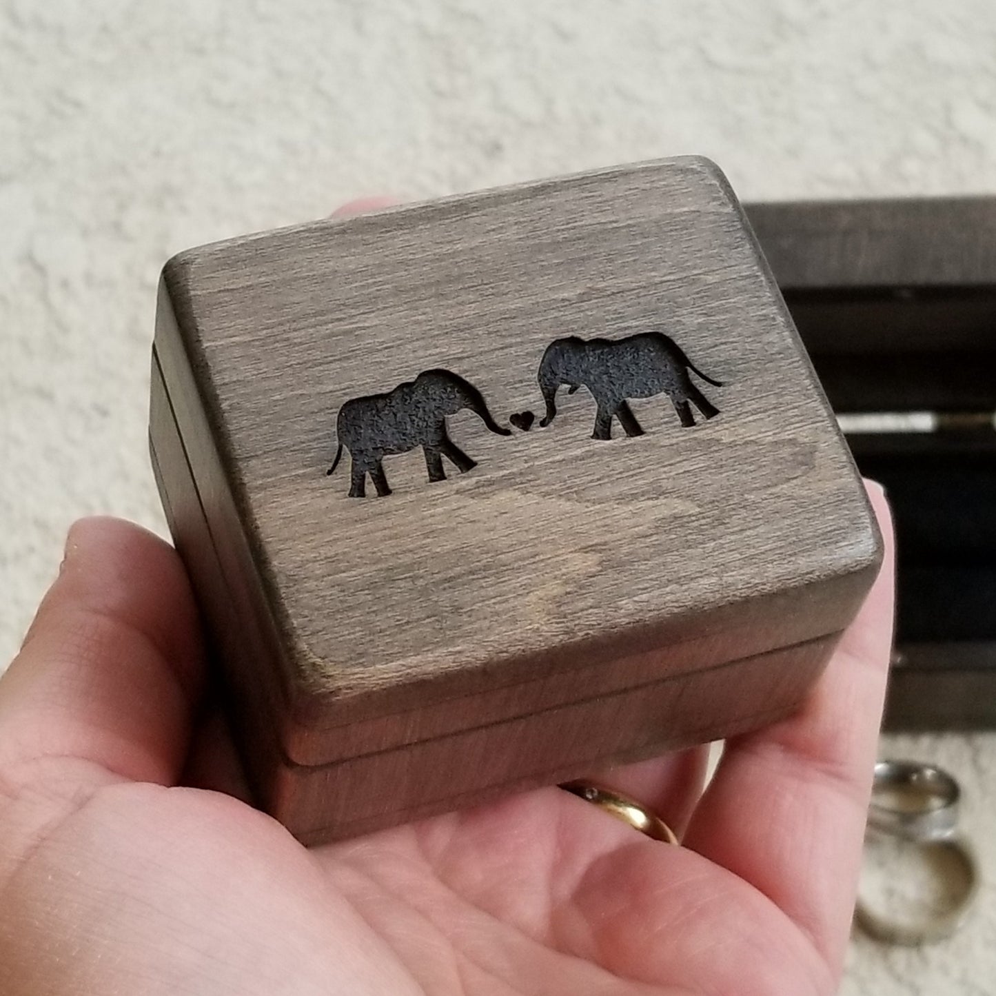 ring box with elephants